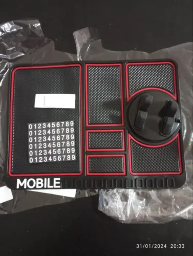 Protuklizna podloga za kontrolnu ploču | HOLDYMAT photo review